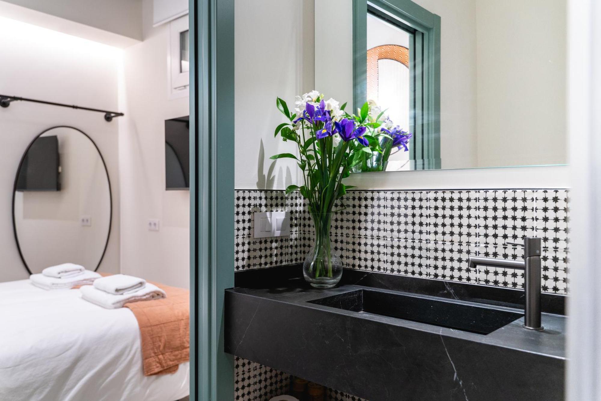 Galera Rooms Sevilla Bagian luar foto